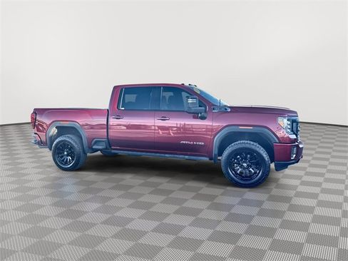 Used 2022 GMC Sierra 2500 AT4 w/ AT4 Premium Plus Package image 9