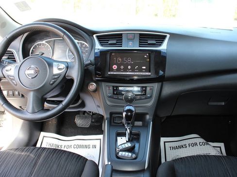 Used 2018 Nissan Sentra SV image 37