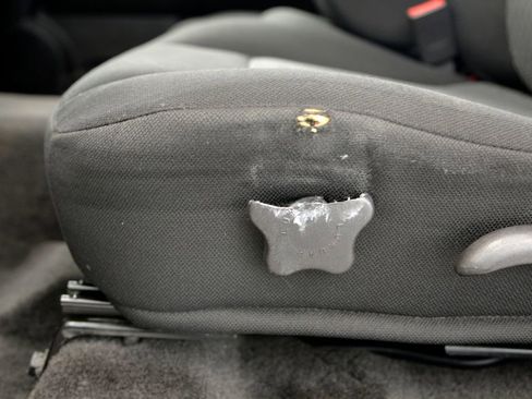 Used 2009 Chevrolet Colorado LT image 16