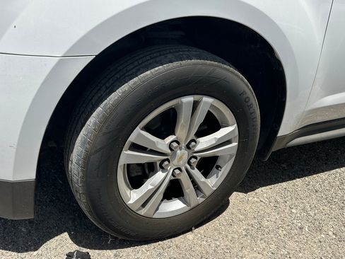 Used 2013 Chevrolet Equinox LT AWD/4WD image 4
