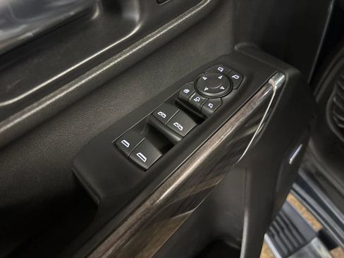 Used 2020 Chevrolet Silverado 3500 LTZ w/ LTZ Plus Package AWD/4WD image 16
