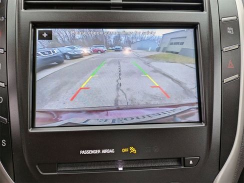 Used 2019 Lincoln MKC Reserve w/ MKC Climate Package image 24