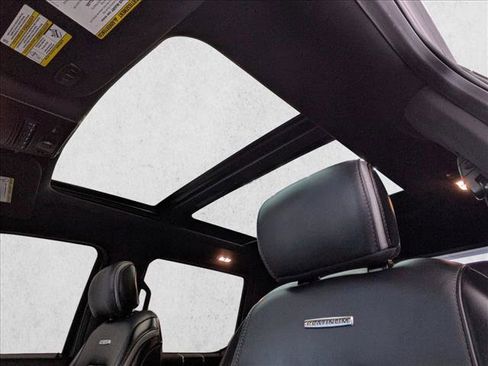 Used 2019 Ford F250 Platinum w/ Platinum Ultimate Package image 15