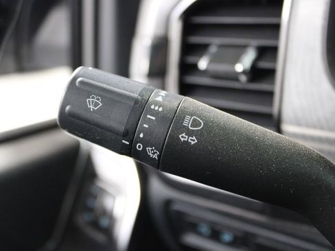 Used 2022 Ford F150 Platinum w/ FX4 Off-Road Package image 23