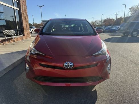 Used 2016 Toyota Prius Three Touring image 9