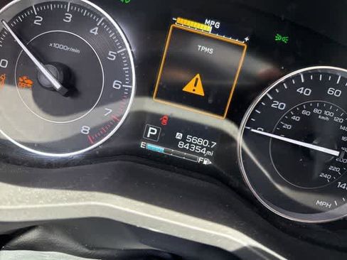 Used 2018 Subaru Impreza 2.0i Limited AWD/4WD image 10