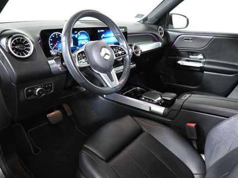 Certified 2022 Mercedes-Benz GLB 250 4MATIC image 14