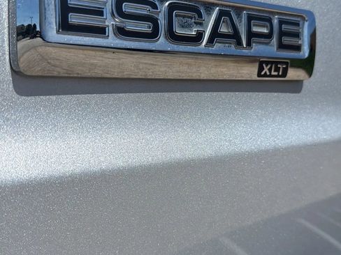 Used 2012 Ford Escape XLT FWD image 12