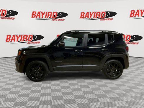 Used 2018 Jeep Renegade Altitude image 5