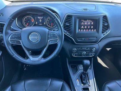 Used 2019 Jeep Cherokee Latitude Plus