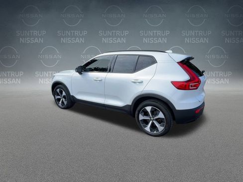 Used 2023 Volvo XC40 B5 Plus w/ Protection Package Premier image 41