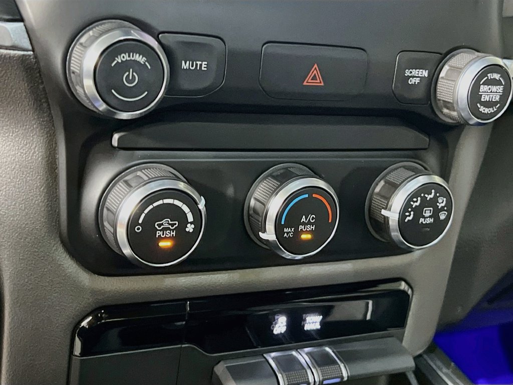 Used 2020 RAM 1500 Big Horn RWD image 23