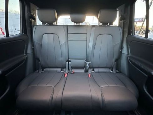New 2026 Mercedes-Benz GLB 250 4MATIC image 15