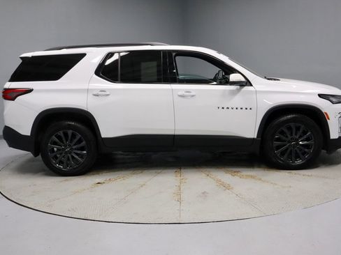 Used 2023 Chevrolet Traverse RS w/ LPO, Floor Liner Package AWD/4WD image 13