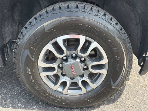 Used 2023 GMC Sierra 2500 SLE w/ SLE Value Package; AWD/4WD image 9