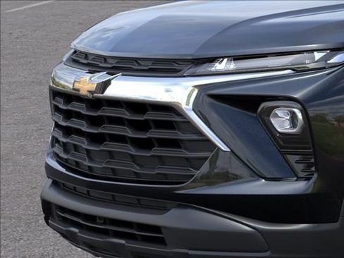 New 2026 Chevrolet TrailBlazer LS w/ LS Convenience Package FWD image 13