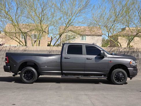 Used 2024 RAM 3500 Laramie w/ Night Edition image 10
