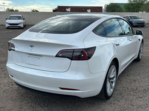 Used 2023 Tesla Model 3 Standard Range RWD image 5