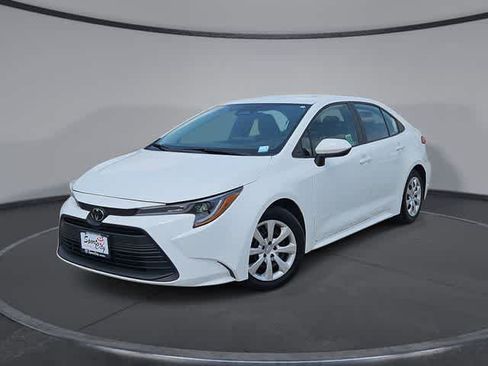 Certified 2024 Toyota Corolla LE FWD image 1
