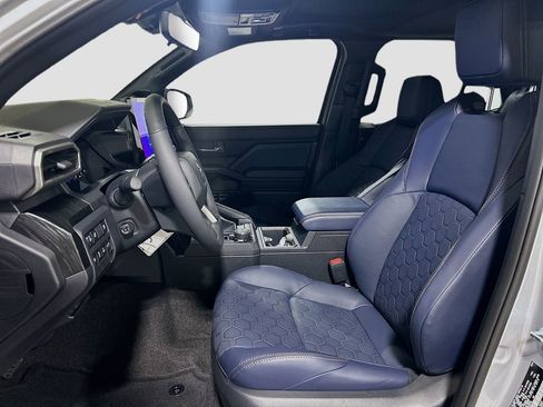 New 2026 Toyota 4Runner 4WD image 19