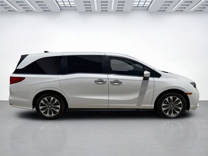 Used 2024 Honda Odyssey EX-L