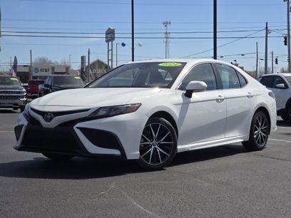 Used 2024 Toyota Camry SE