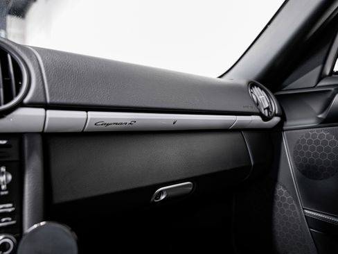 Used 2012 Porsche Cayman R image 16