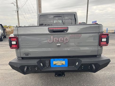 Used 2021 Jeep Gladiator Rubicon image 4