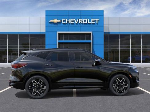 New 2026 Chevrolet Blazer RS w/ Enhanced Convenience Package FWD image 5