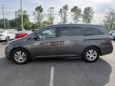 Used 2016 Honda Odyssey SE image 3