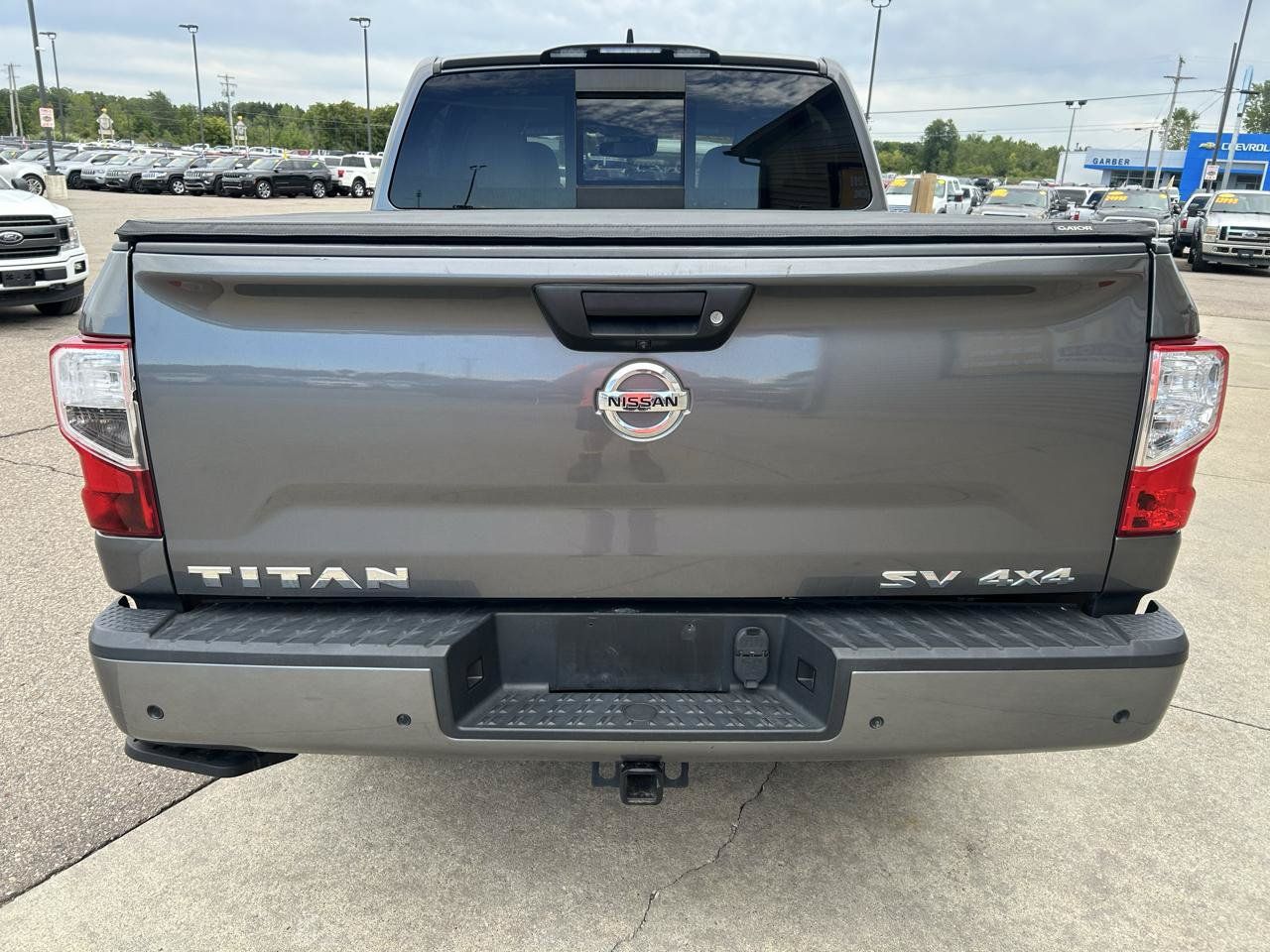 Used 2022 Nissan Titan SV w/ SV Convenience Package AWD/4WD image 6