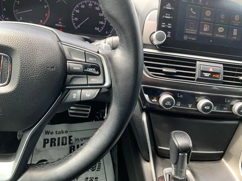 Used 2019 Honda Accord Sport image 14