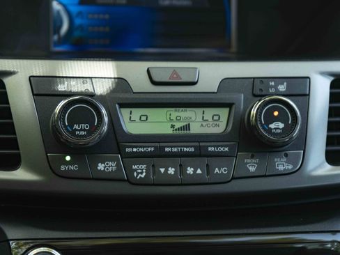 Used 2016 Honda Odyssey EX-L image 25
