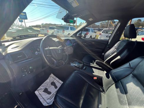 Used 2019 Honda Passport Elite image 16