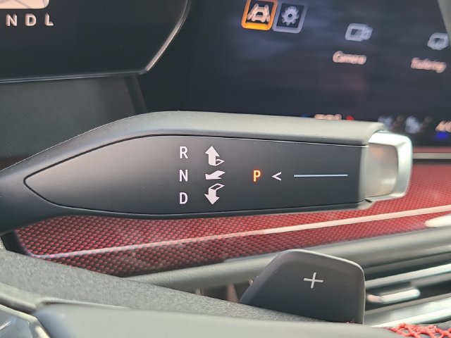 New 2027 Chevrolet Traverse RS FWD image 31