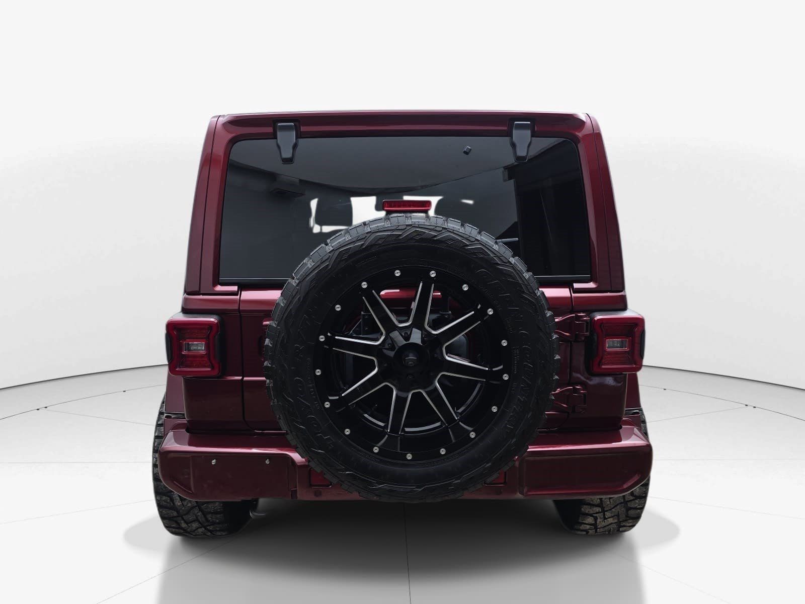 Used 2021 Jeep Wrangler Unlimited Sahara AWD/4WD image 5