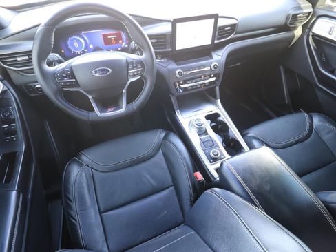 Certified 2020 Ford Explorer ST w/ ST Street Pack AWD/4WD image 6