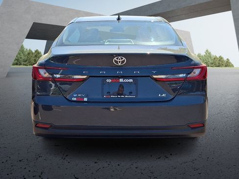 Used 2025 Toyota Camry LE FWD image 5