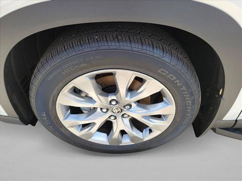 Used 2026 Toyota Grand Highlander FWD image 9