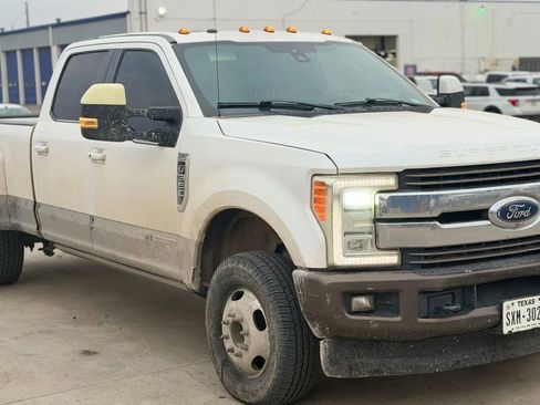 Used 2017 Ford F350 King Ranch w/ King Ranch Ultimate Package image 3