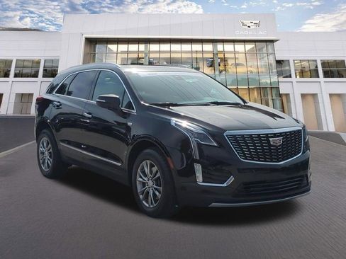 Certified 2023 Cadillac XT5 Premium Luxury FWD image 3