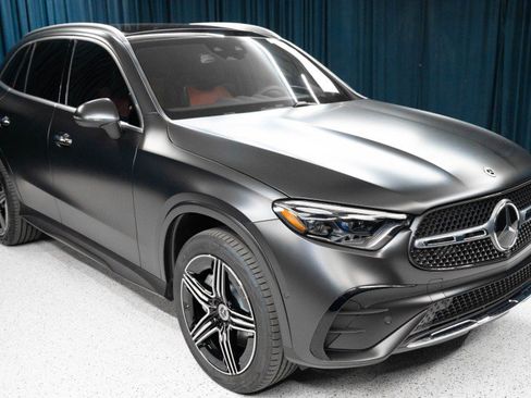 New 2026 Mercedes-Benz GLC 300 image 3