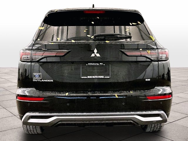 Used 2026 Mitsubishi Outlander SE FWD image 4