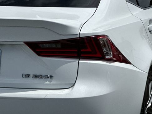 Used 2016 Lexus IS 200t w/ F Sport Package RWD image 29