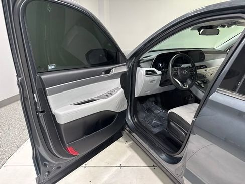 Used 2021 Hyundai Palisade SE AWD/4WD image 8