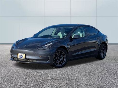 Used 2022 Tesla Model 3 Long Range image 1