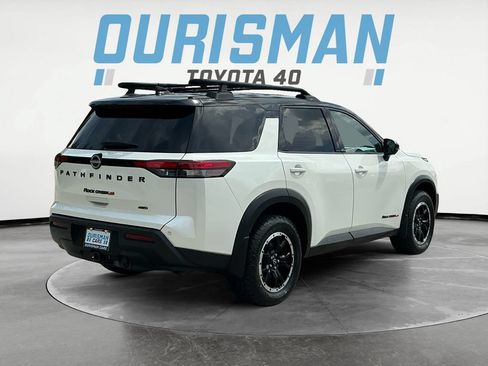 Used 2023 Nissan Pathfinder SV AWD/4WD image 7