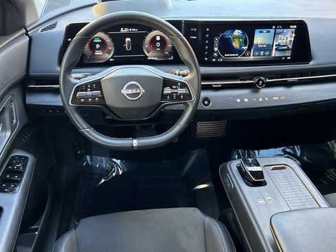 Used 2023 Nissan Ariya FWD image 16