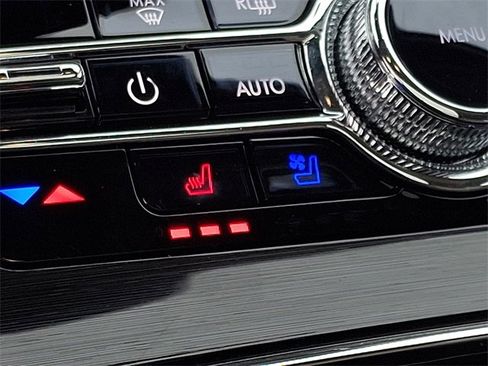 Used 2022 Lincoln Nautilus Reserve image 26