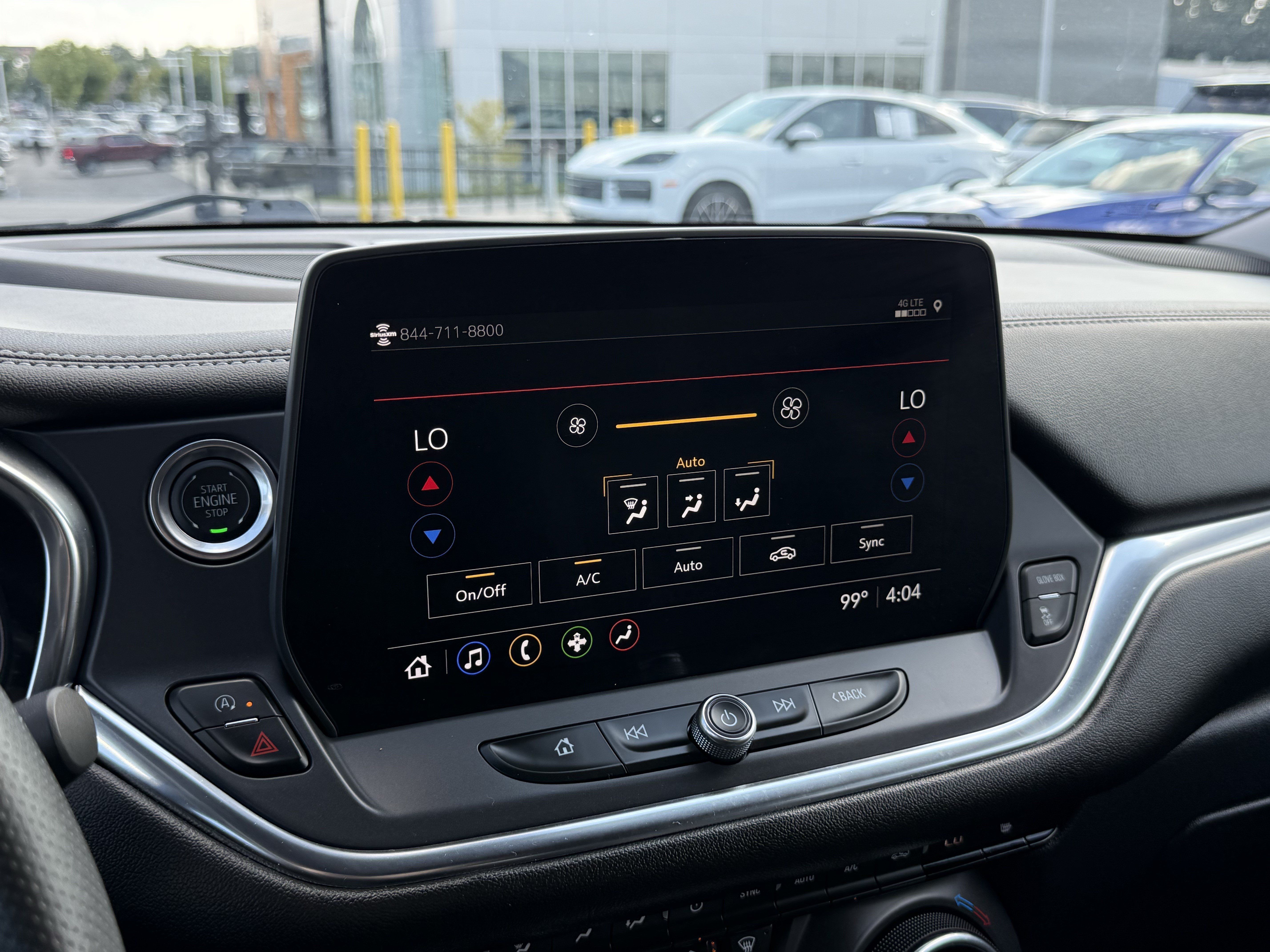 Used 2025 Chevrolet Blazer LT FWD image 31